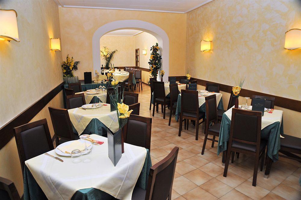 Hotel Massimo D'Azeglio Montecatini Terme Exterior photo