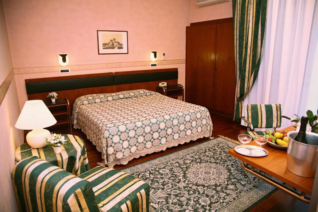 Hotel Massimo D'Azeglio Montecatini Terme Exterior photo