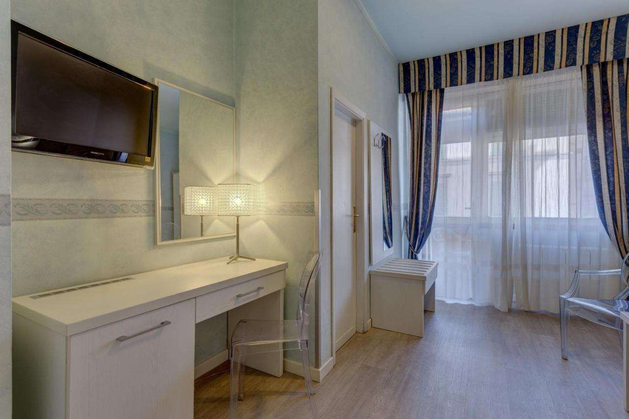 Hotel Massimo D'Azeglio Montecatini Terme Exterior photo